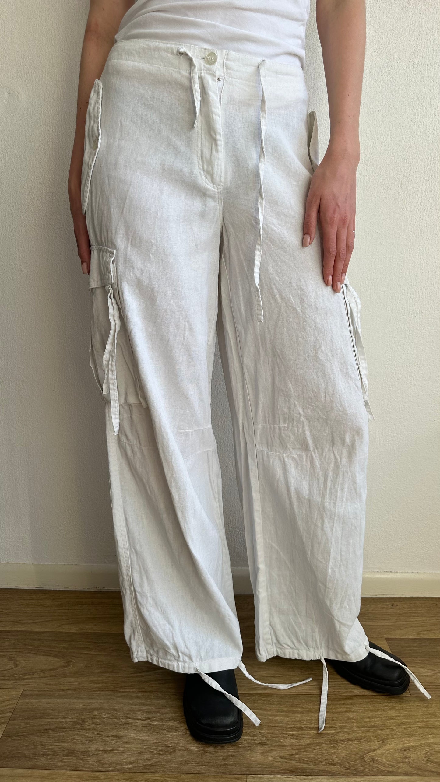 beige/white linen cargo pants