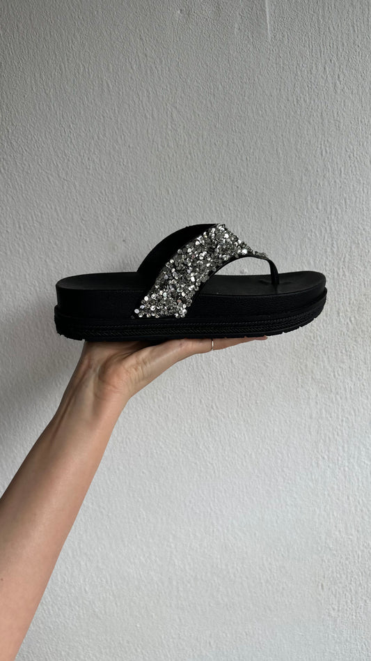 platform y2k flipflops glitter