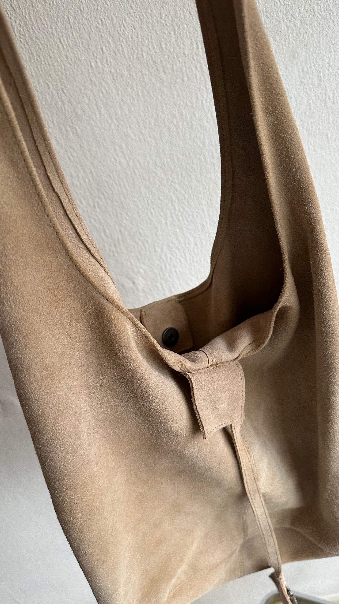 beige boho suede shoulderbag