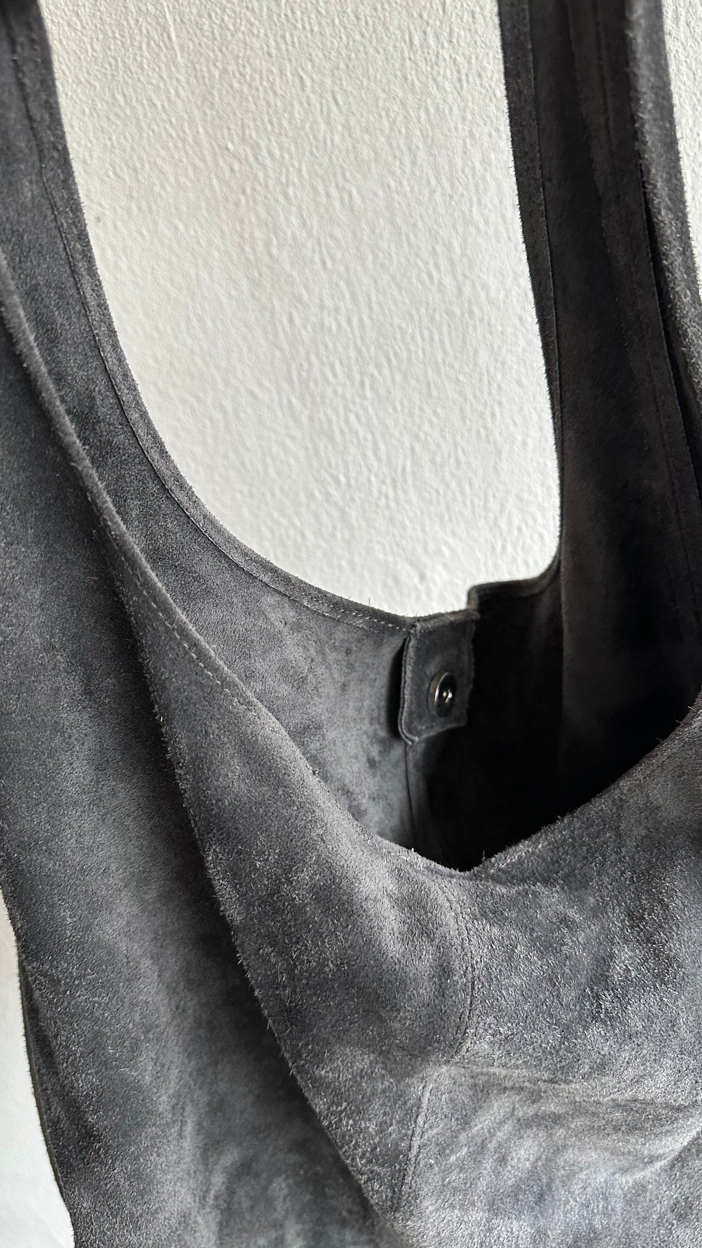 grey boho suede shoulderbag