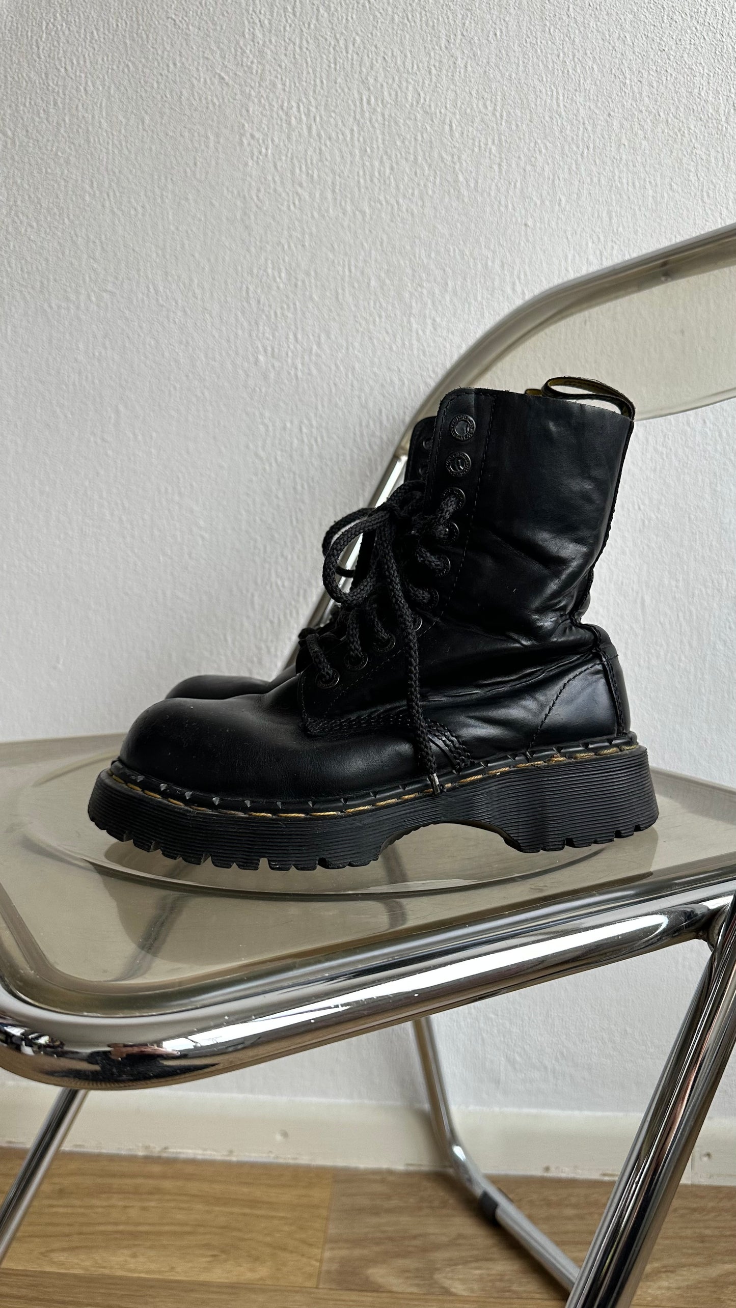 Dr martens vintage MIE