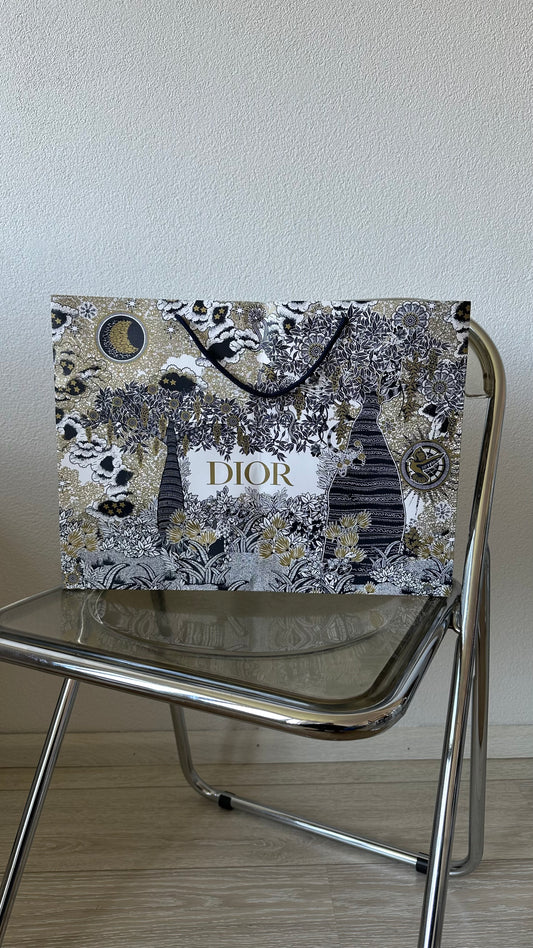 Dior make-up bags with paper bag