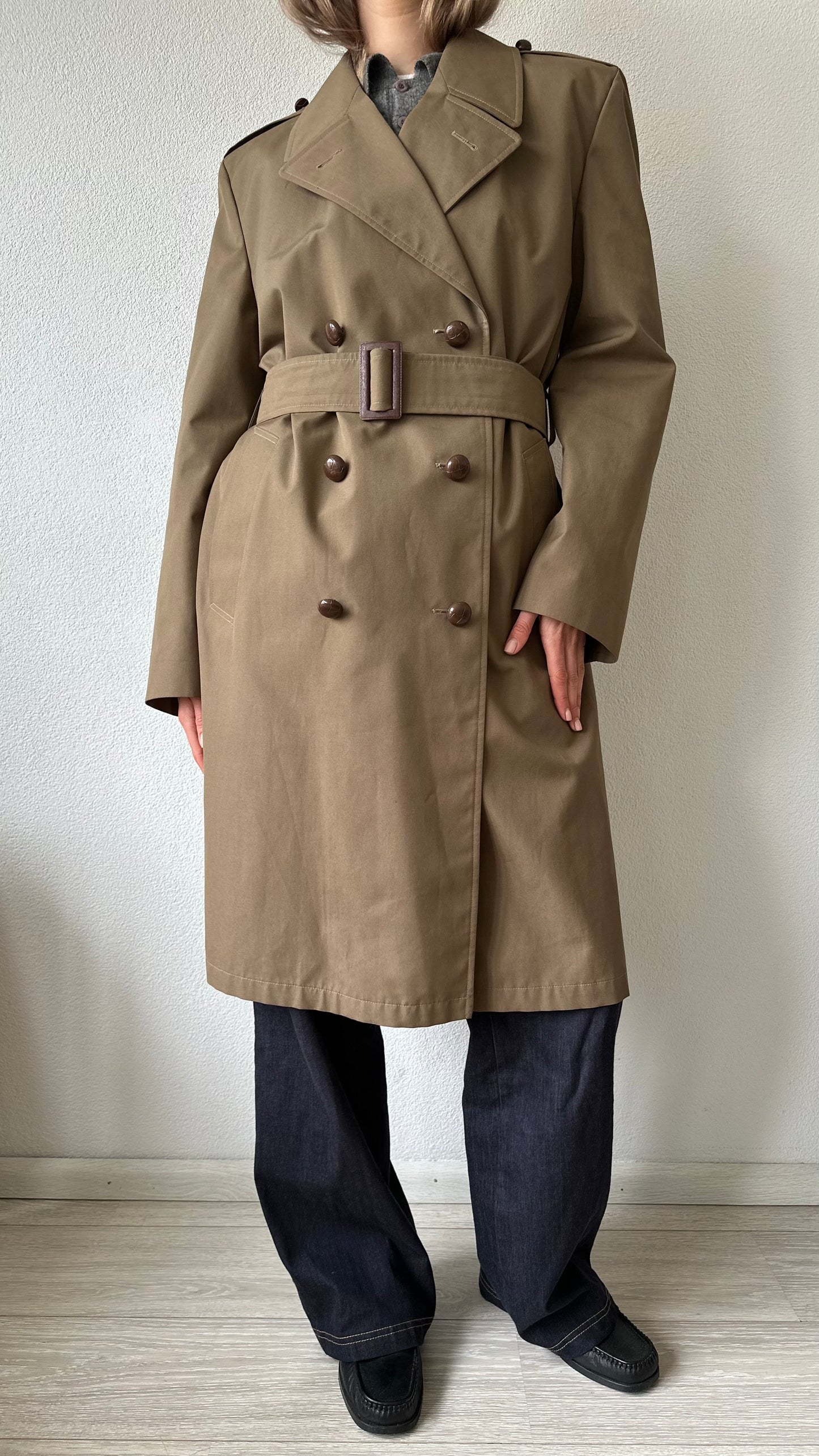 moss green vintage trenchcoat