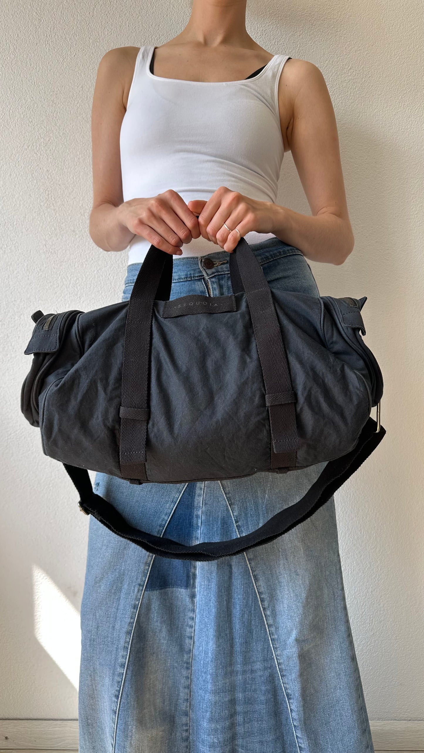 vintage black sequoia shoulderbag weekender style