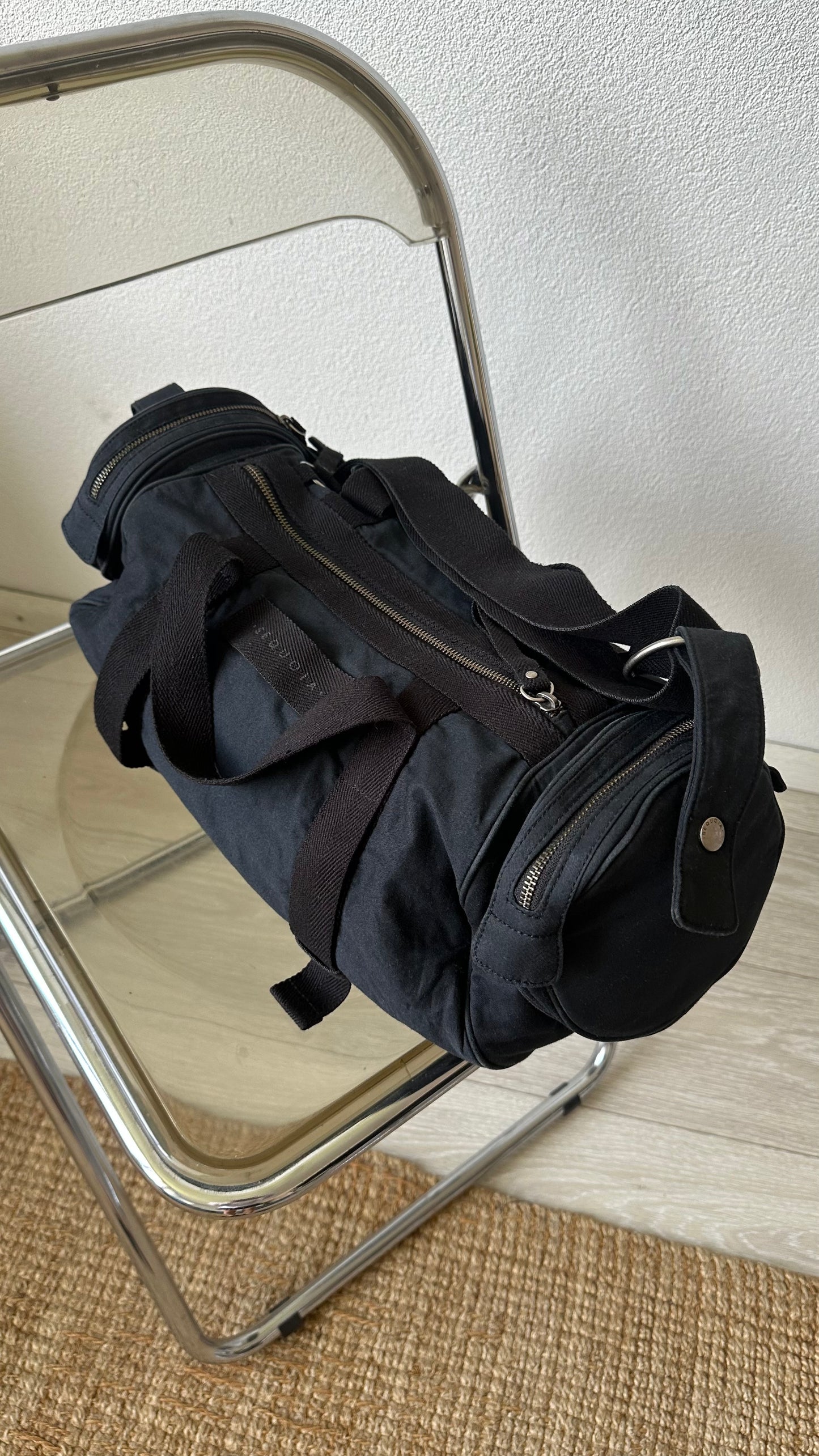 vintage black sequoia shoulderbag weekender style