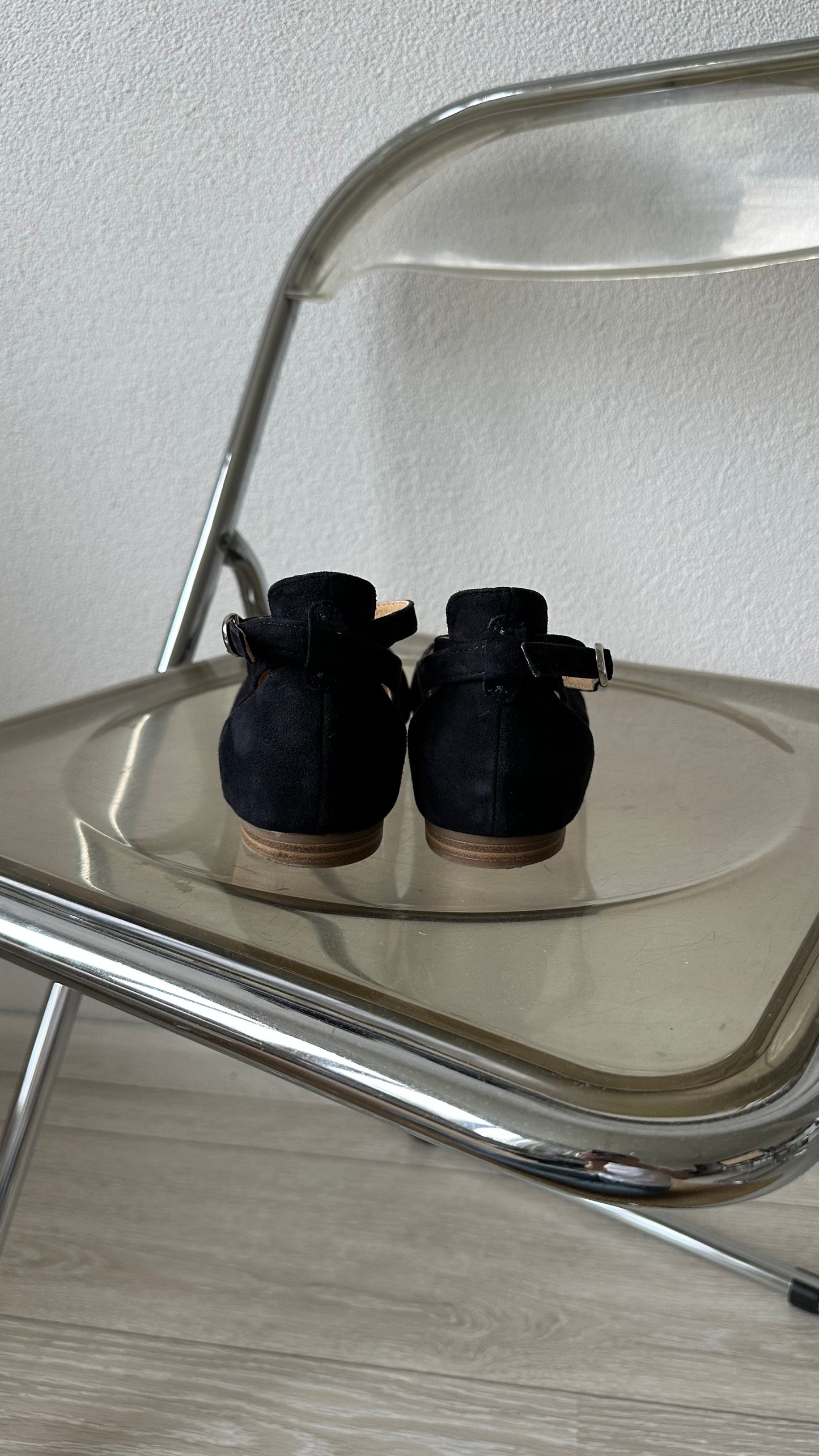 dark blue suede pointed ankle strap ballerina’s
