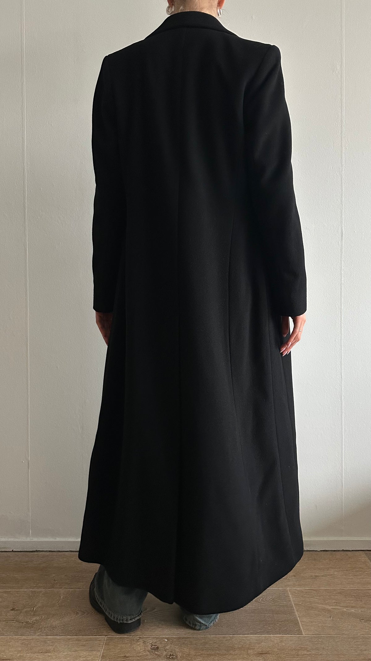 black wool long matrix coat