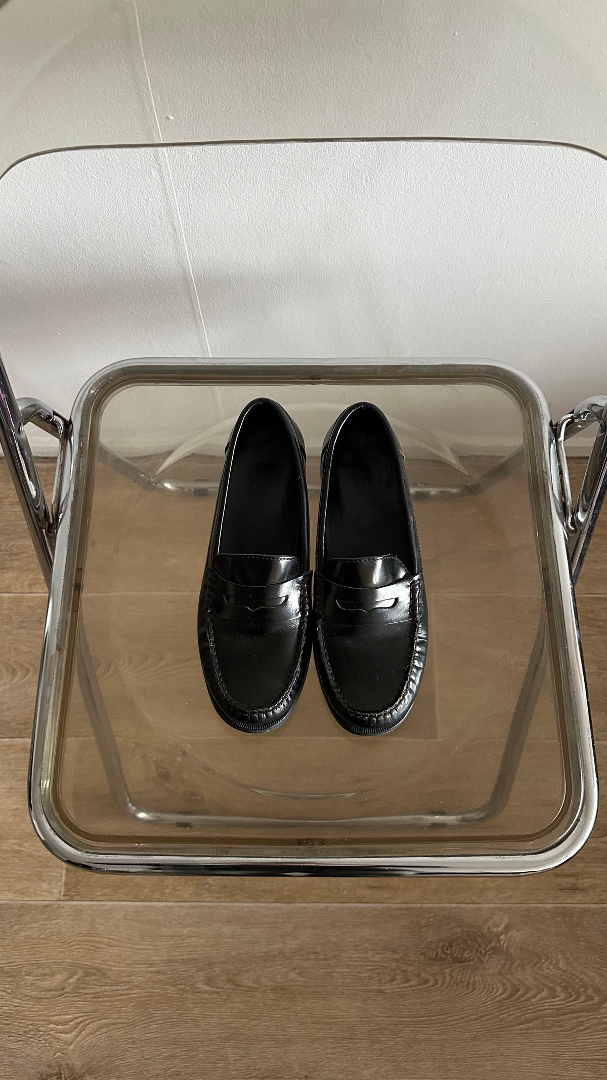 black loafers classic size 39